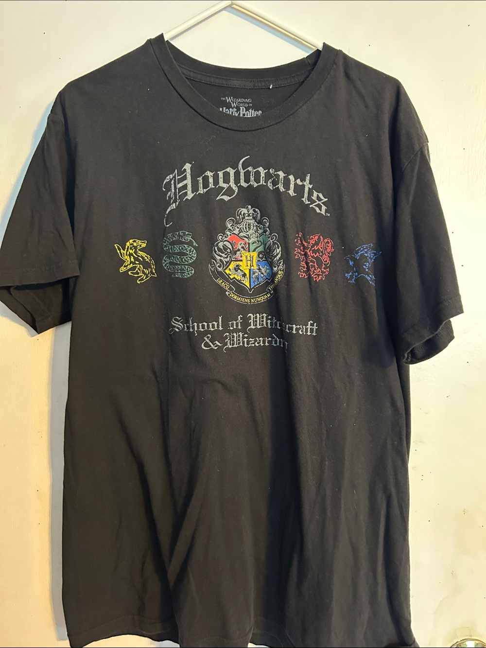 Hogwarts Crest Black Graphic Tee